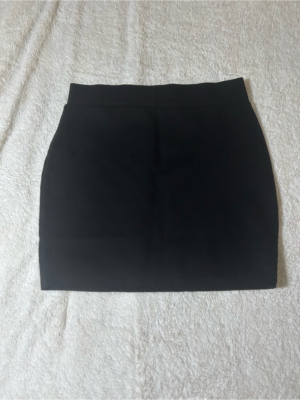 Classic Black Women’s Mini Skirt